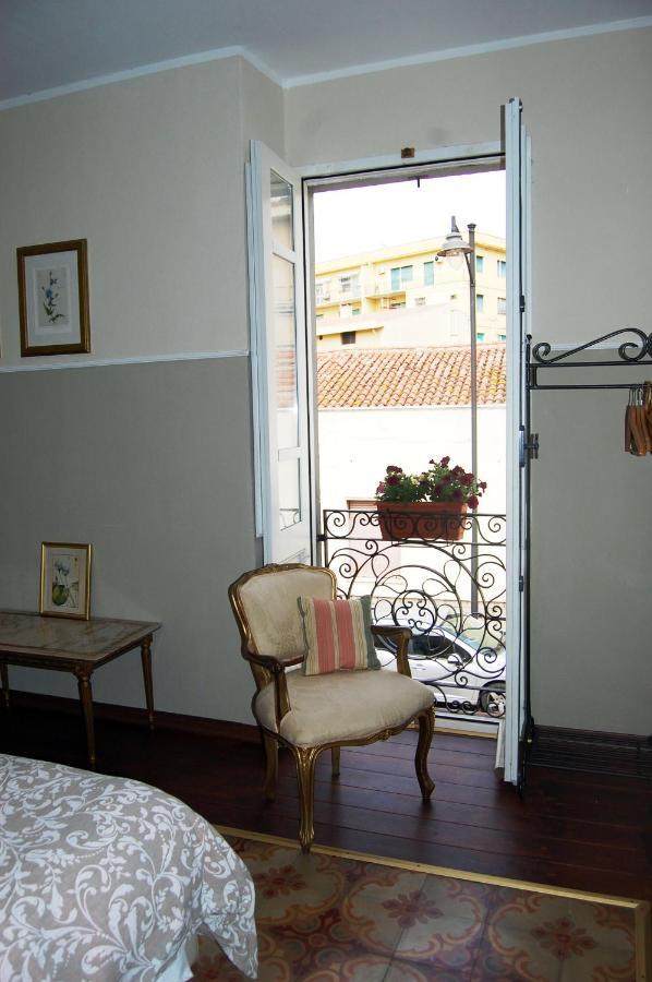 Hotel Casa Satta 1925 à Olbia Extérieur photo