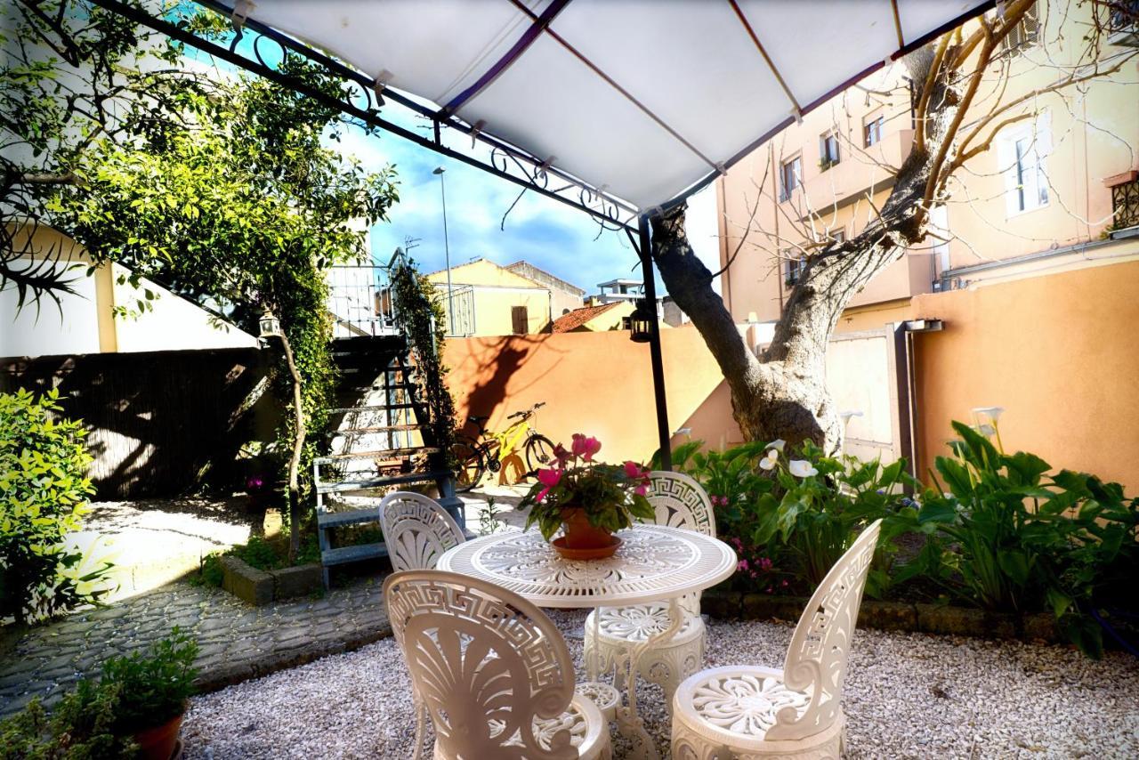Hotel Casa Satta 1925 à Olbia Extérieur photo
